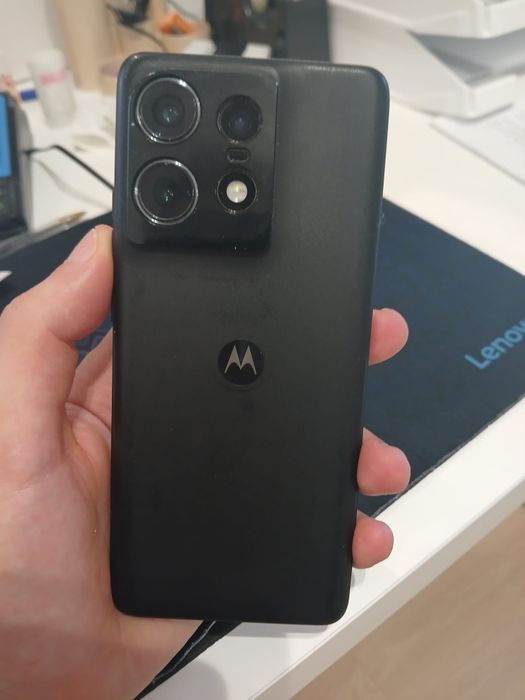 Motorola Edge 50 pro