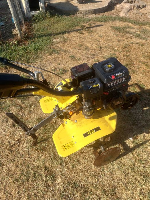 Motoenxada de 7 CV com pouco uso