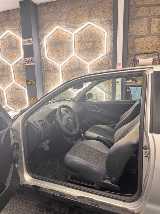 Seat Ibiza 6k2 tdi 1.9 Comercial