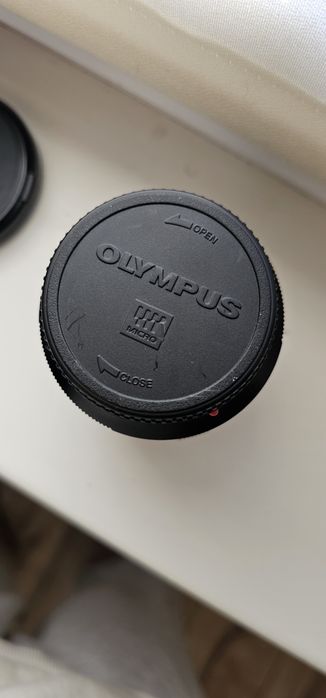 Об'єктив Voightlander 17,5mm f0.95