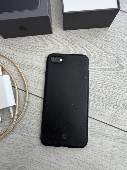 Iphone 8 64G Ładowarka
