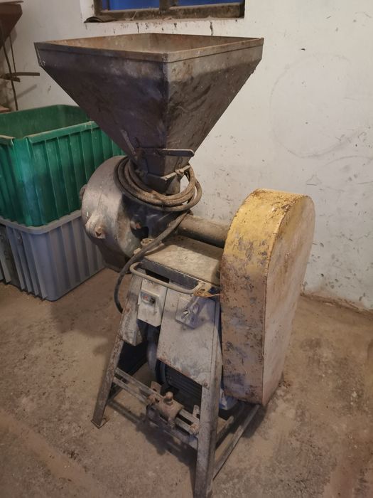 Śrutownik do ziarna