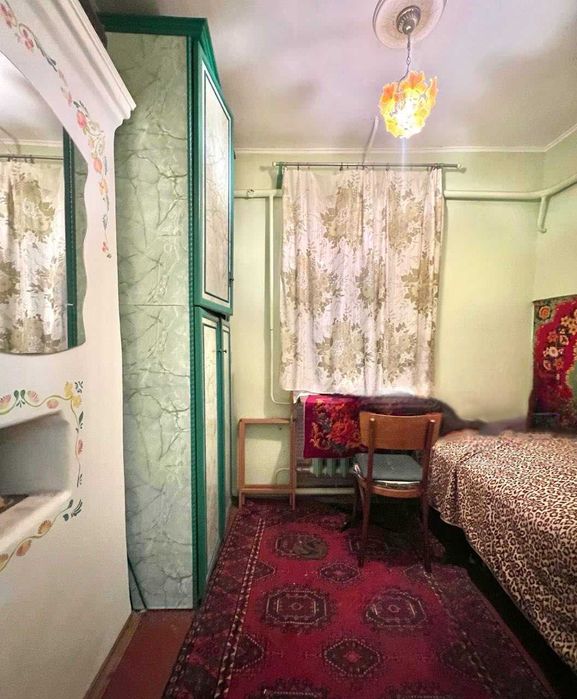 Продам вінтажний будиночок 77кв.м+17 соток з виходом до озера.