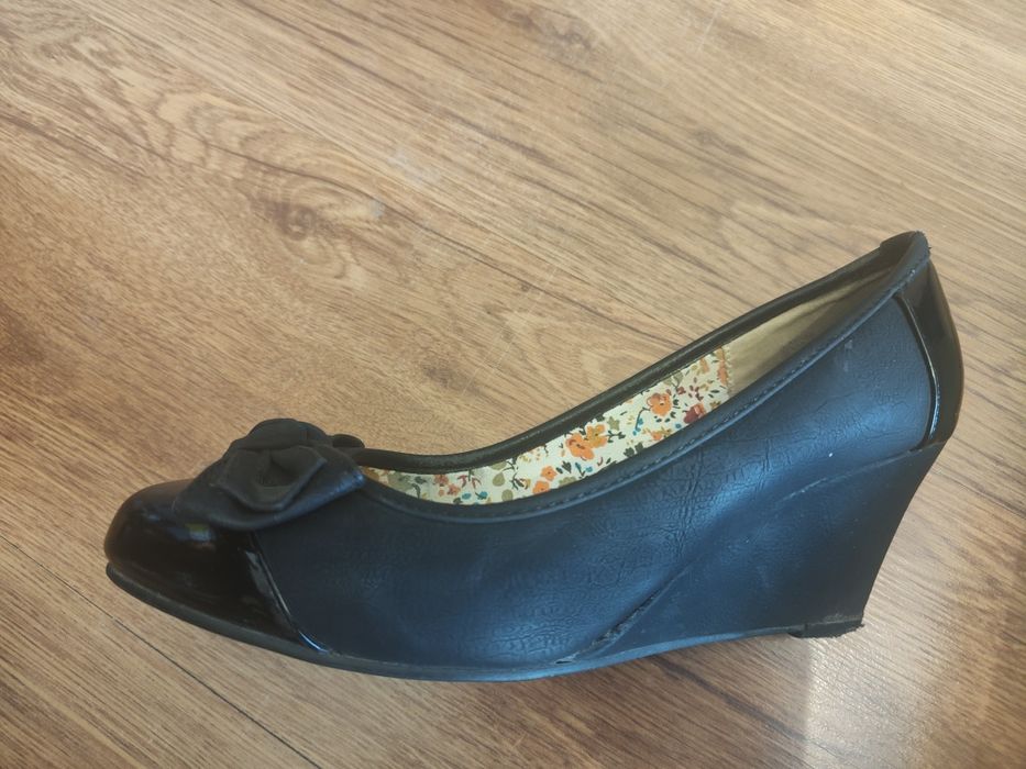 Buty rozmiar 41 Jenny Fairy