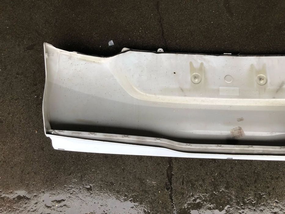FORD FOCUS III TAMPA PLASTICO MALA - M322