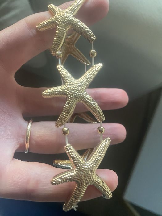 Pulseira em dourado de estrela
