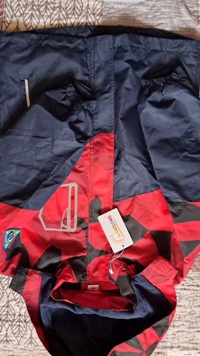 Куртка,  ветровка весна-осень р.140