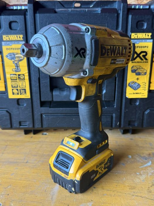 klucz udarowy DeWalt DCF899