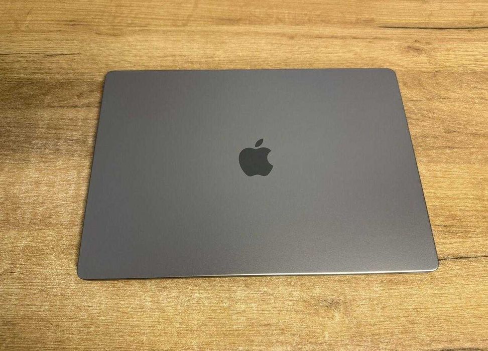 MacBook Pro 16 2021 M1 Max 64gb/2Tb 32C
