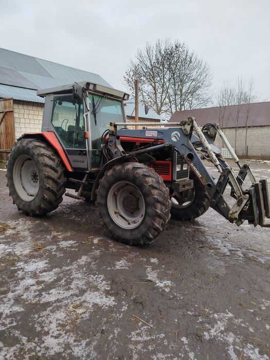 Ciągniki Massey Ferguson 3095
