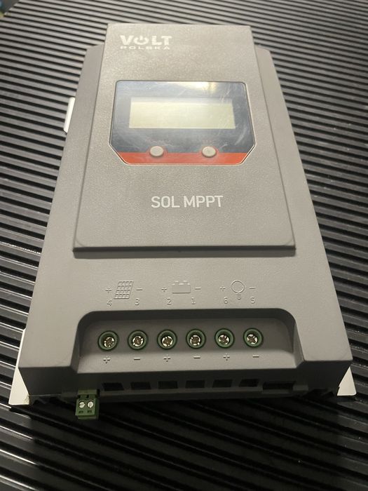 Tegulator solarny volta