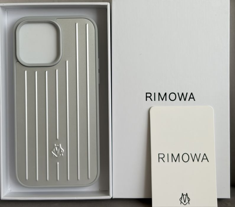 Чохол Rimowa silver 14 Pro Max