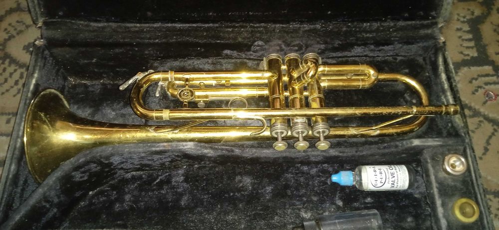 Продам трубу  Holton U.S.A.