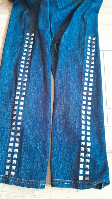 Legginsy 3/4 152 cm