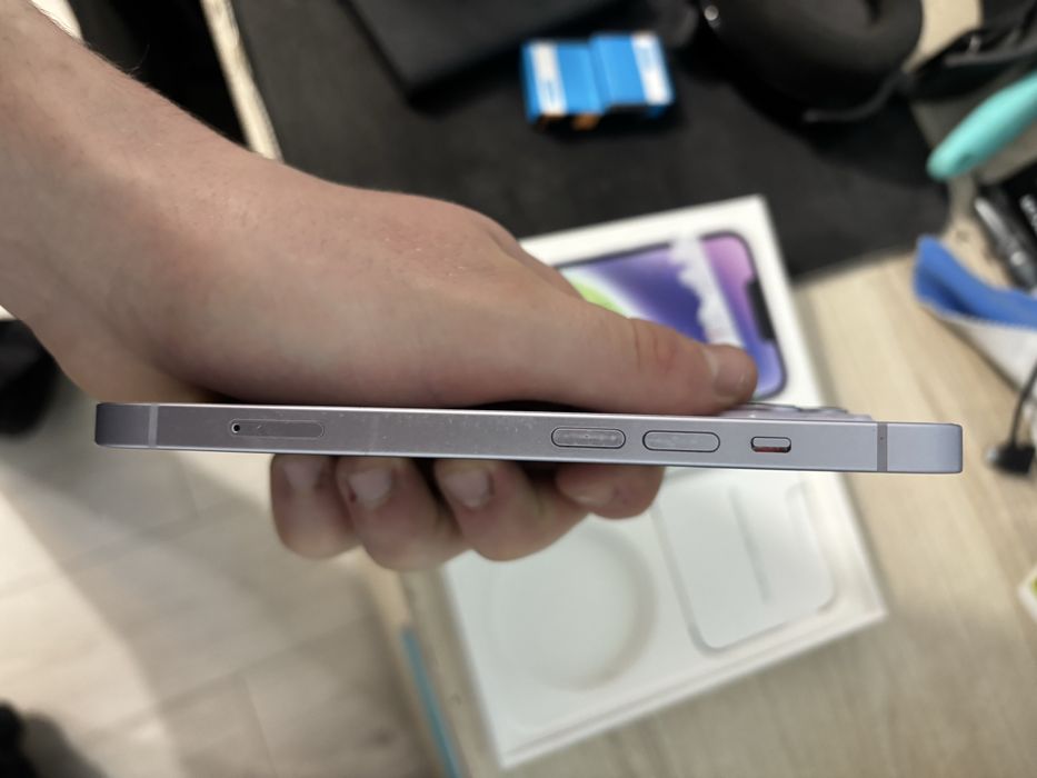 Iphone 14 kondycja 100%