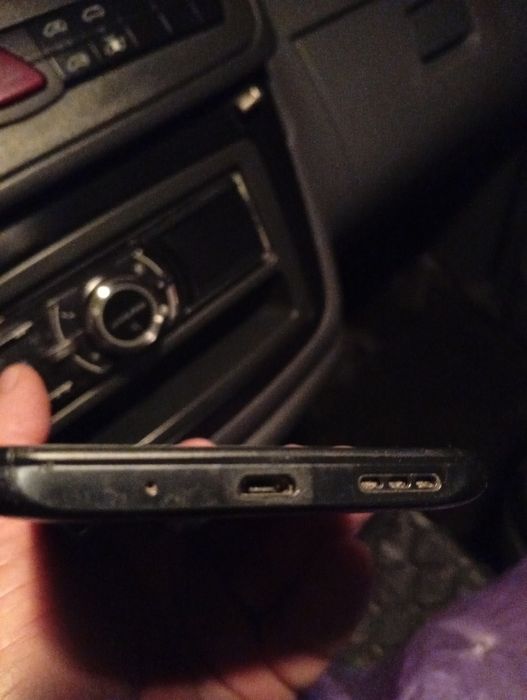 Телефон Редми не включается