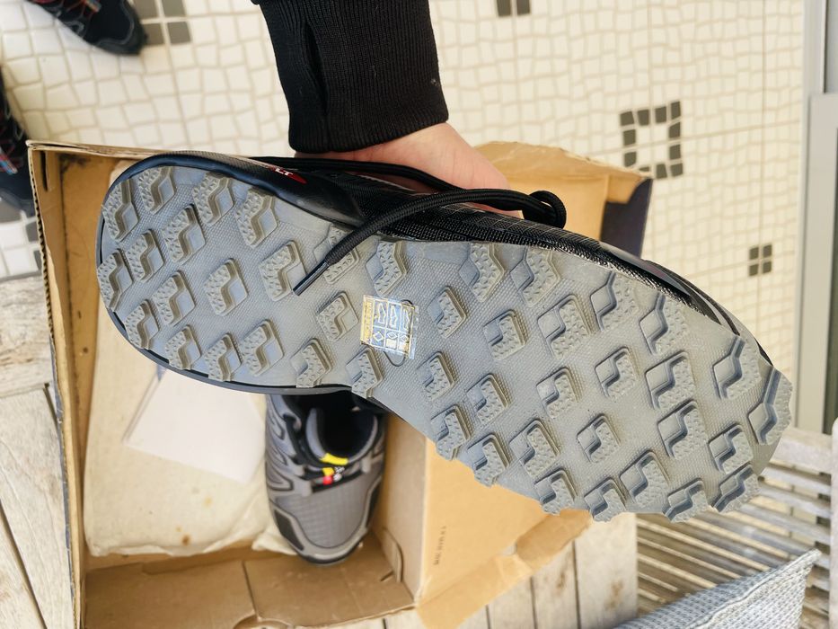 Sapatilhas novas salomen