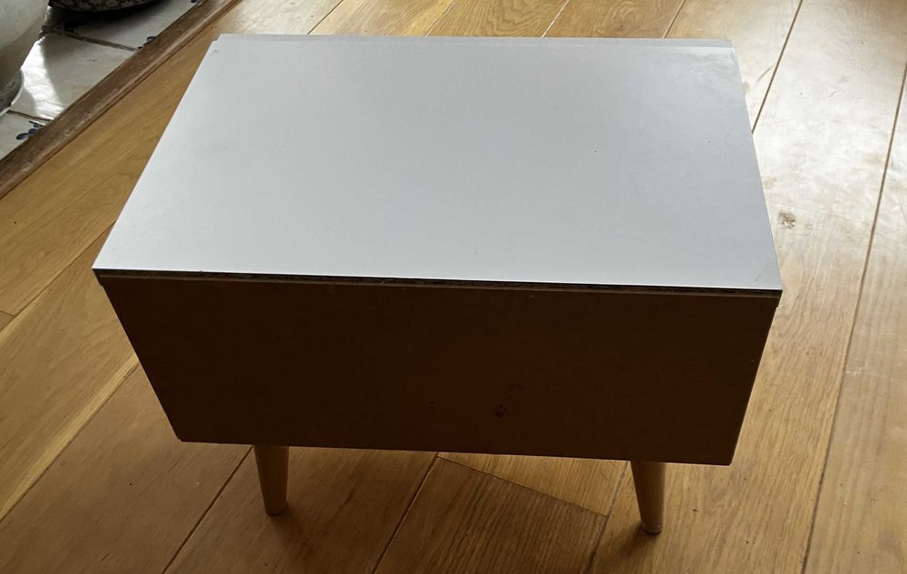 Szafka nocna, biała