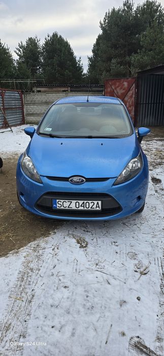 Ford Fiesta  ...