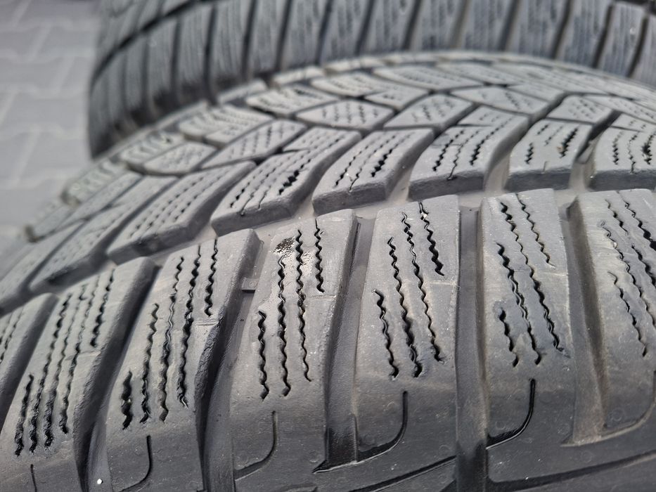 Зимові шини Goodyear UltraGrip Performance+ 235/50R17 100V.  2022р.  8 мм