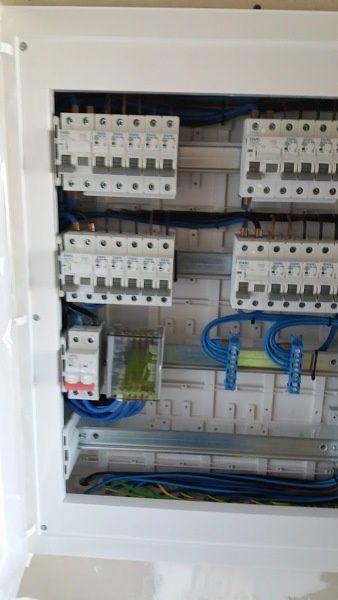 Instalações,  Reparações Eléctricas e ITED  Braga