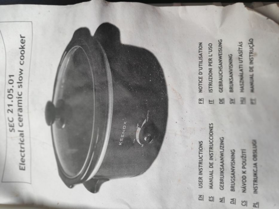 Máquina de cozinha lenta. A funcionar , mas sem a taça interior