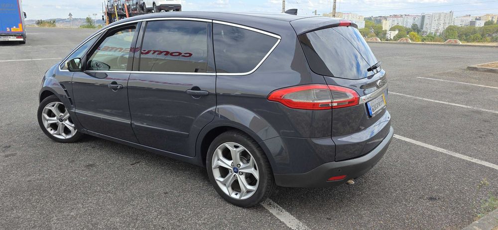 Ford S-Max — fotografia 6