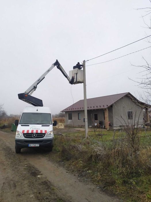 Послуги, оренда автовишки 14-20 м / Услуги, аренда автовышки автовишка