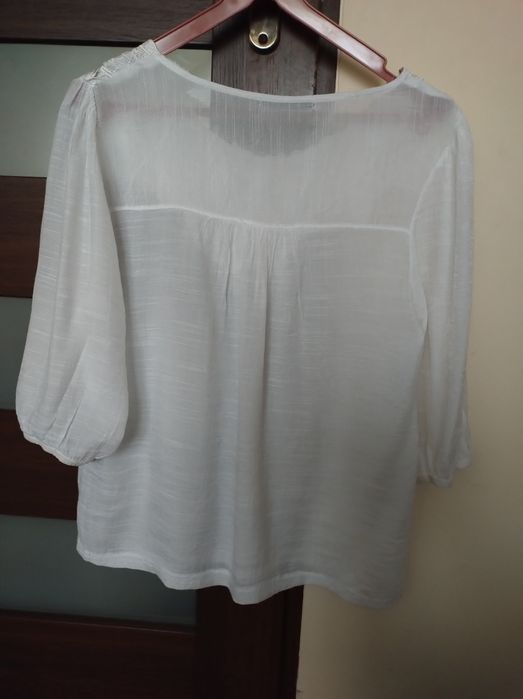 Biała bluzeczka rękaw 3/4