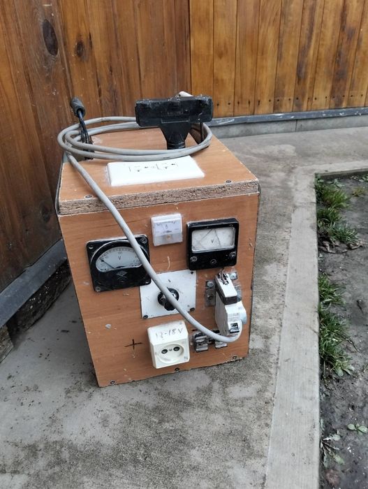 Понижувач напруги трансформатор