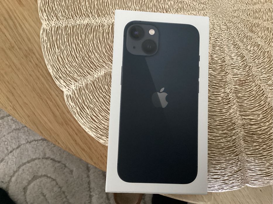 Sprzedam iphone 13 128 GB