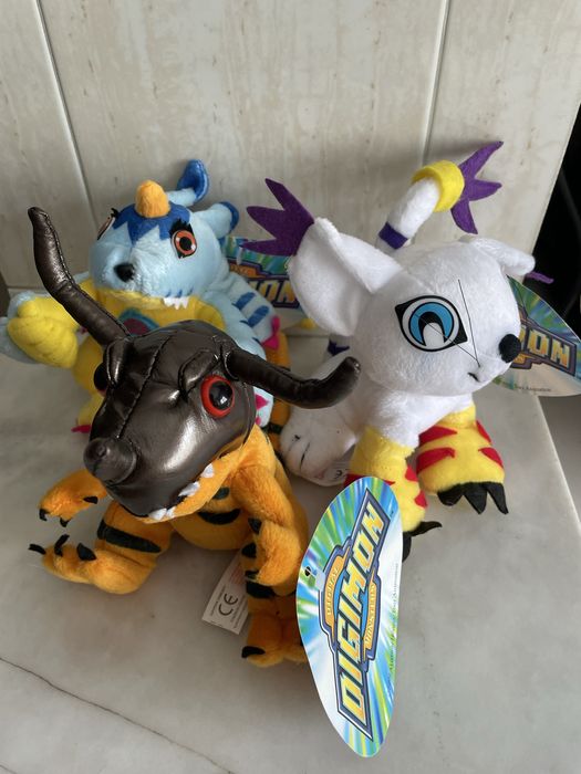 Lote de peluches Digimon com Greymon Tailmon Gabumon Vintage 1995