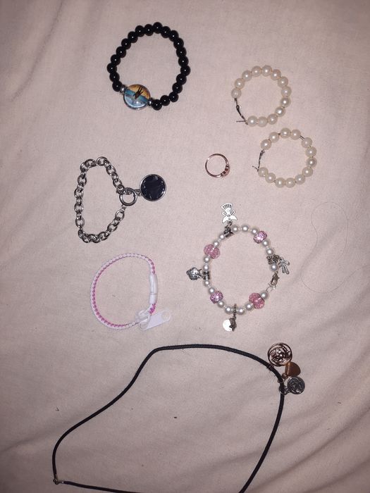 Прикраси для дівчаток