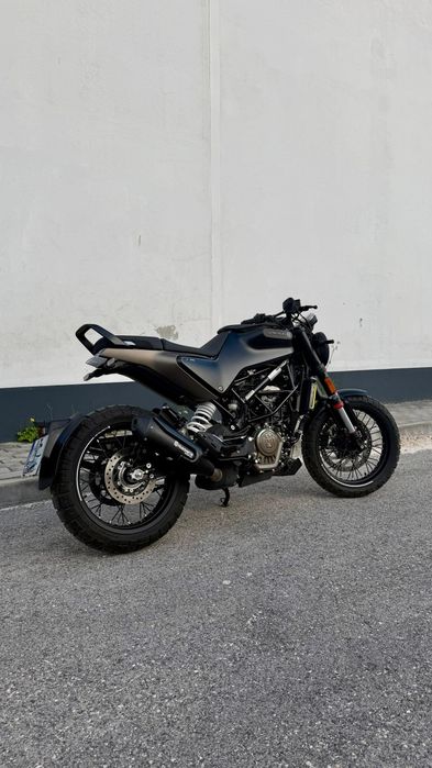 Husqvarna Svartpilen 125 | 11kw | 90km (Nova)