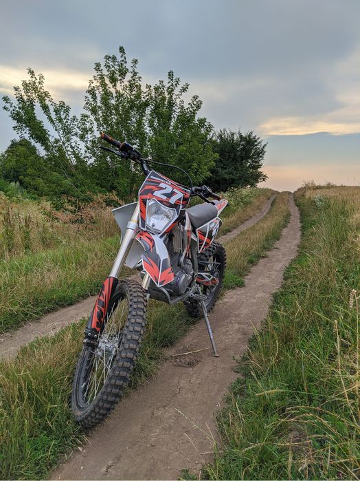 Мотоцикл X-moto XB31 250cc 21/18