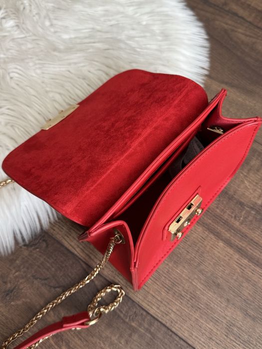 Сумка красная. Кожа