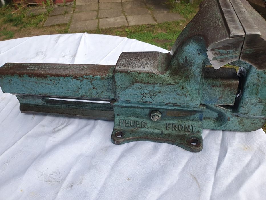 Imadlo heuer front