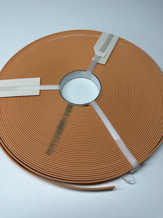 Taśma TPU wodoodporna 28m beżowy 20 mm smycze szelki obroże