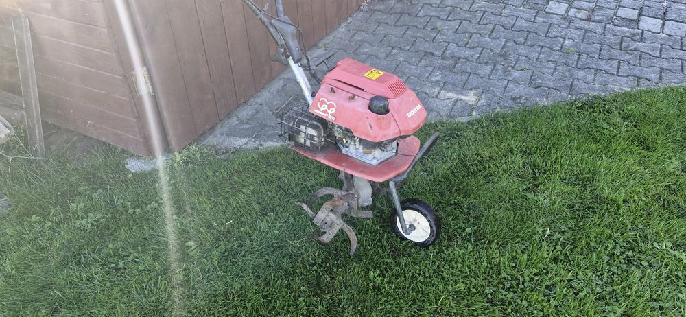 Glebogryzarka ogrodowa Honda