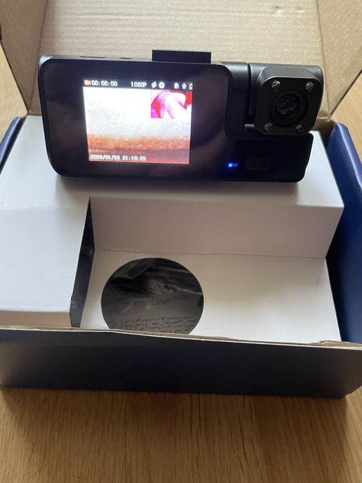 Відеореєстратор :TOTNG 2камери