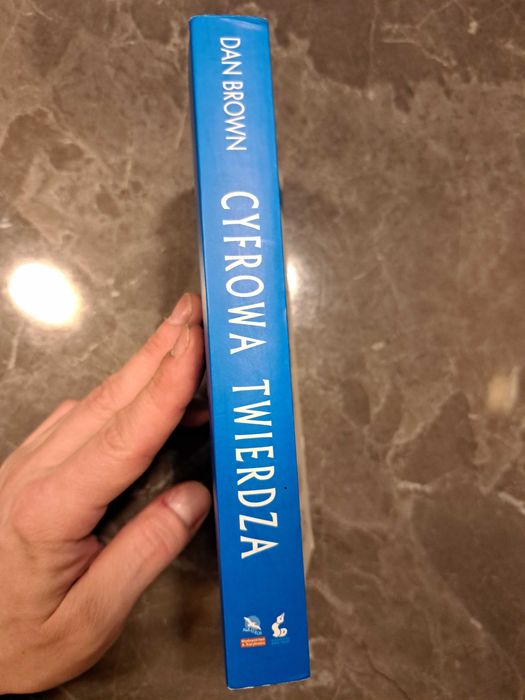 Cyfrowa twierdza - Dan Brown