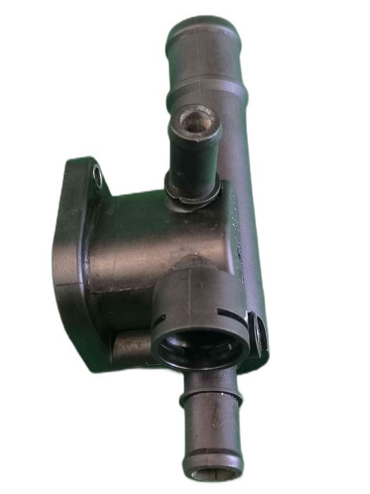 Carcaça do termostato SKODA OCTAVIA II 038121132D (OEM)