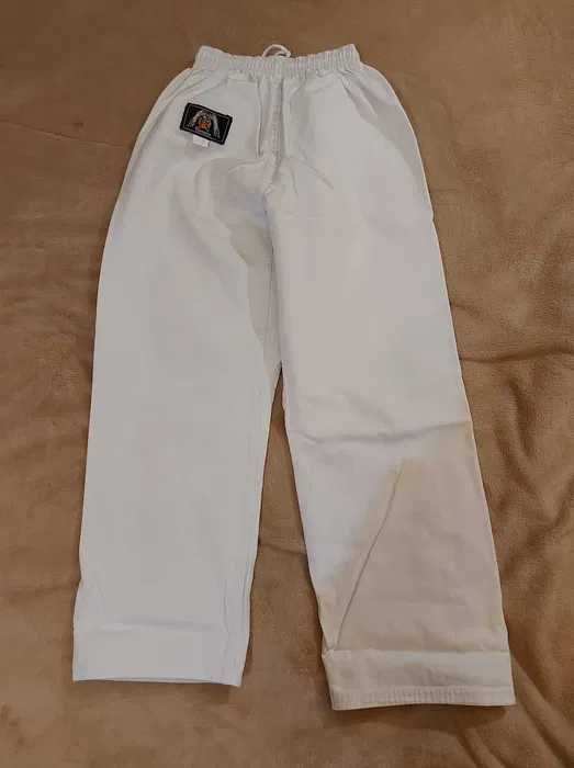 Kimono karate PANTHERA + ochraniacze