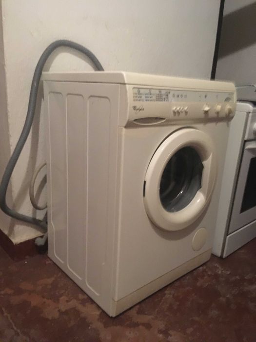 Máquina de lavar roupa Whirlpool AWM 278 - 1000