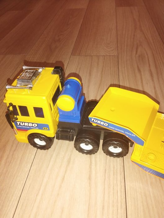 Zabawka laweta napęd