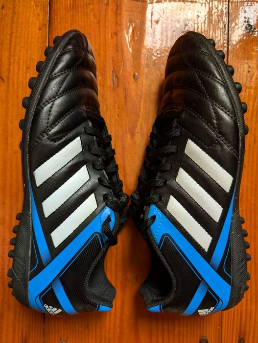 Сороконіжки Adidas. Розмір 41. 1/3