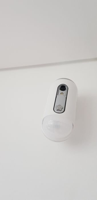 Alarme Securitas direct com 8 detectores de aberturas d portas/janelas