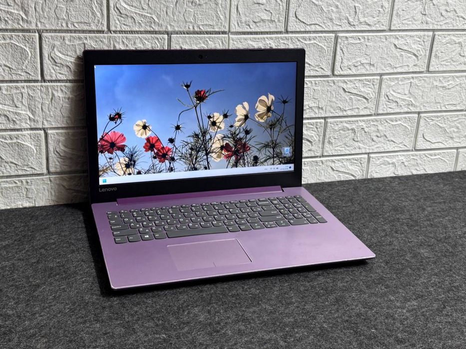 Ноутбук Lenovo V330-15 Core i7 Батарея 5 годин