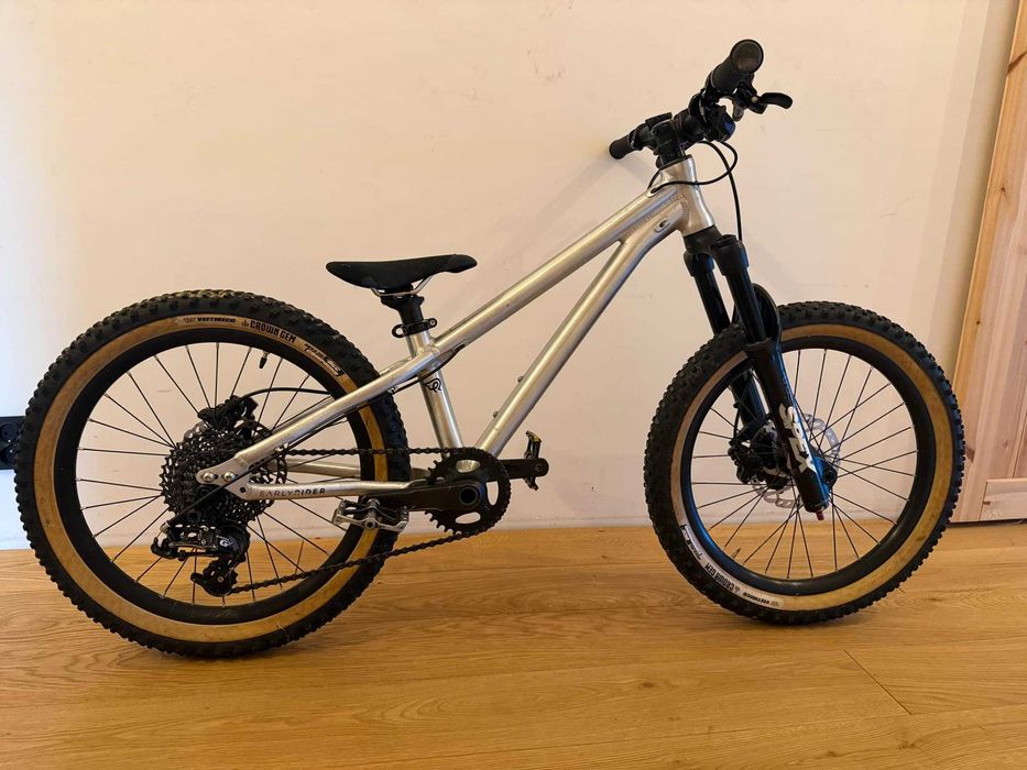 Sprzedam rower Early Rider Helion 20”