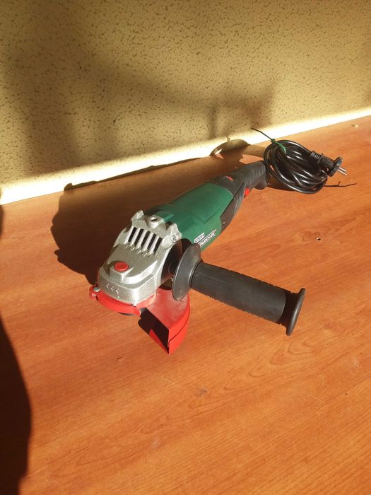 Rebarbadora com variação de velocidades 1300w NOVA